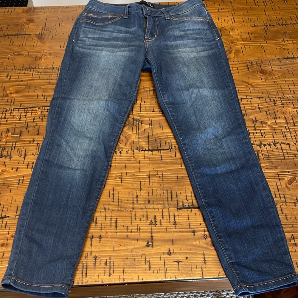 Women’s 1822 Denim Jeggings.